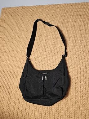 Baggallini nylon crossbody purse